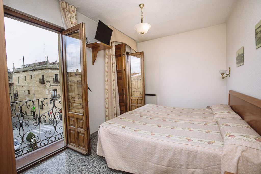 Hostal Plaza Ciudad-Rodrigo 部屋 写真