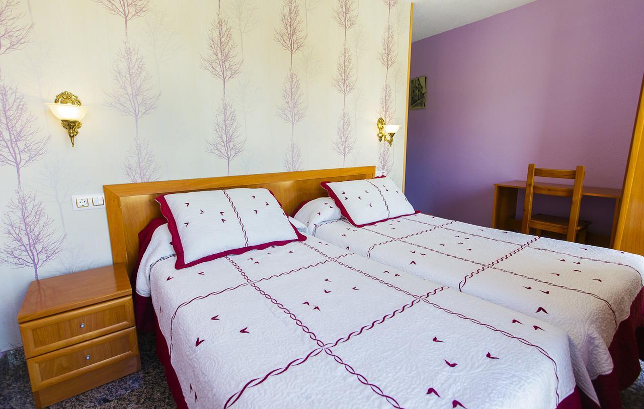 Hostal Plaza Ciudad-Rodrigo エクステリア 写真